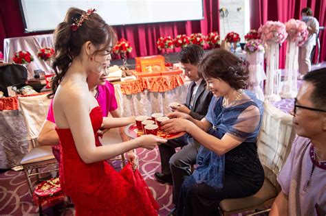 迎娶流程|結婚流程如何簡化？迎娶儀式5步驟、準備物品、吉祥話與紅包詳。